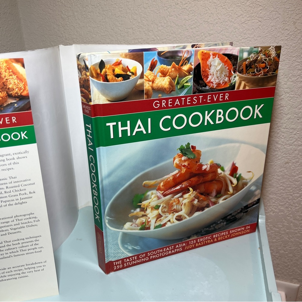 Hermes House 2008 Hardcover Greatest-Ever Book of Thai Cooking Color Photos